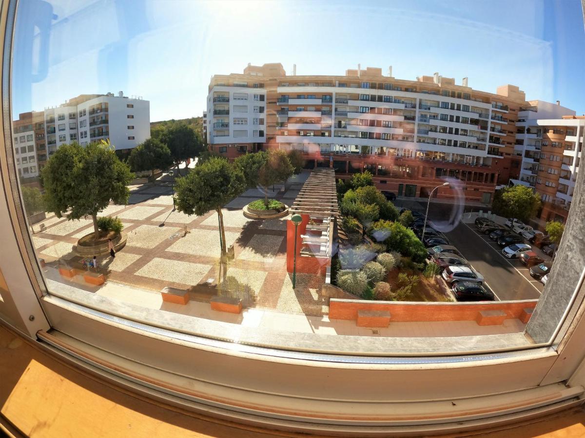 Lisbon 2 Bedroom Apartment With Balcony In Algés Dış mekan fotoğraf